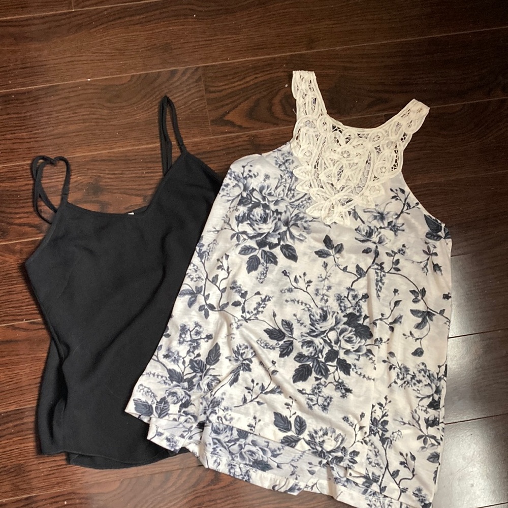 Aritzia & H&M Tank Top bundle